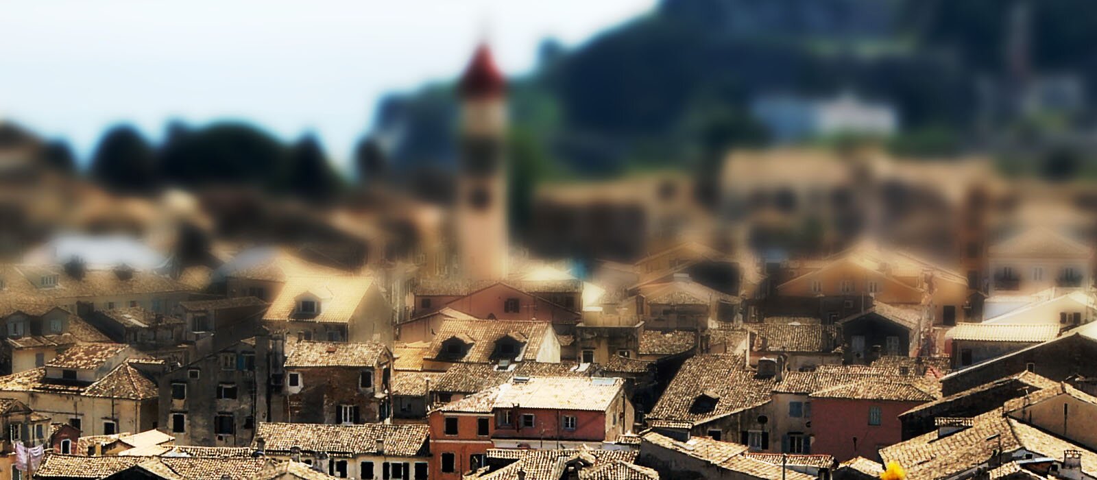 It’s 100% fully responsive, displaying content effectively on any viewport. 